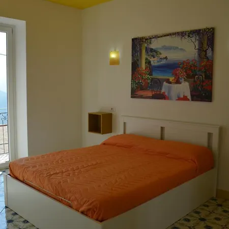 Palazzo Mansi *
